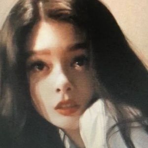 Meet your Posher, Ora